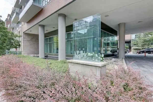 112 George St S #828, Toronto, ON M5A 4A2