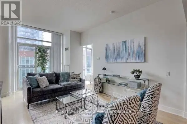 112 George ST #S 828, Toronto (moss Park), ON M5A2M5