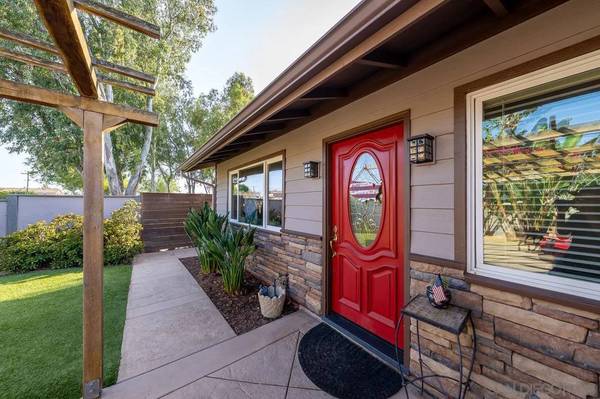 7212 Florey St, San Diego, CA 92122