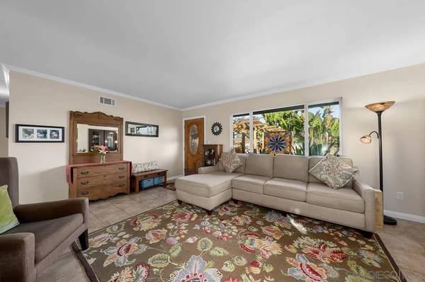 7212 Florey St, San Diego, CA 92122