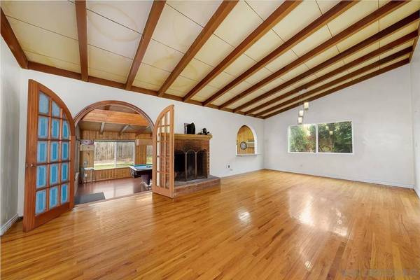 4791 73rd St, La Mesa, CA 91942