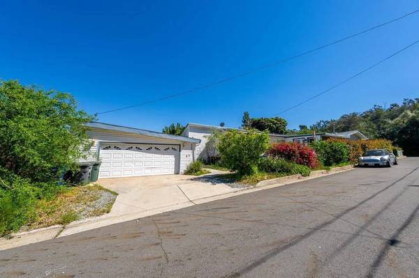1210 Pine Drive, El Cajon, CA 92020