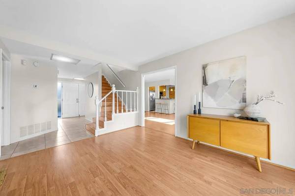 3086 Mercer Lane, San Diego, CA 92122