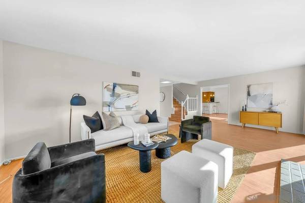 3086 Mercer Lane, San Diego, CA 92122