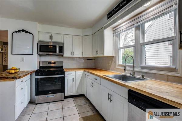 599 Main ST, Sayreville, NJ 08872