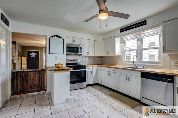 599 Main ST, Sayreville, NJ 08872