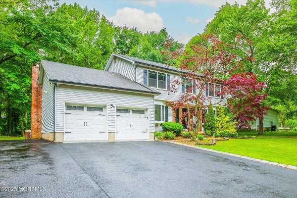 25 Merritt Terrace, Matawan, NJ 07747