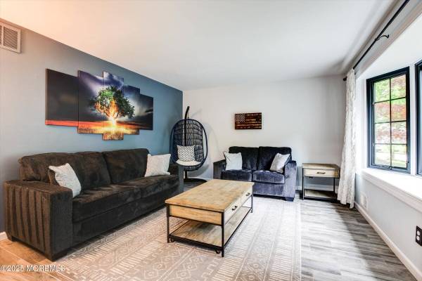 25 Merritt Terrace, Matawan, NJ 07747