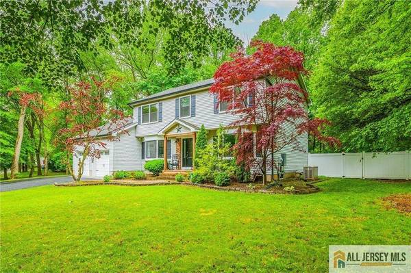 25 Merritt TER, Old Bridge, NJ 07747