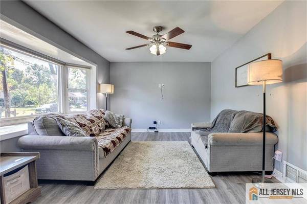 7 North ST, Old Bridge, NJ 08857