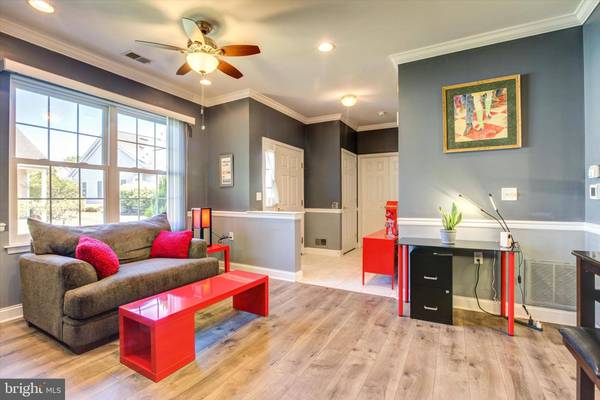 14 LOCUST HILL BLVD, Hamilton, NJ 08691