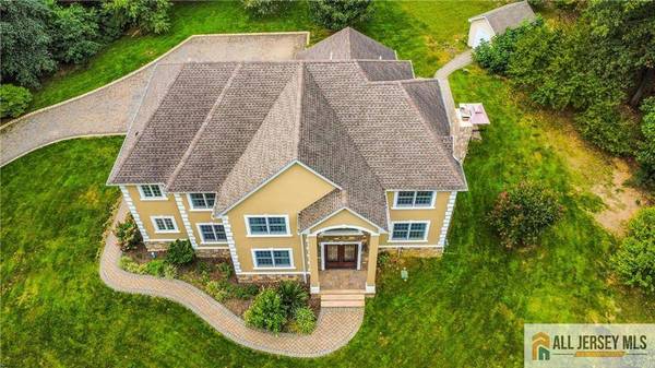 21 Fern RD, East Brunswick, NJ 08816