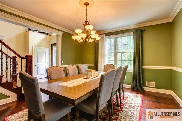 21 Fern RD, East Brunswick, NJ 08816