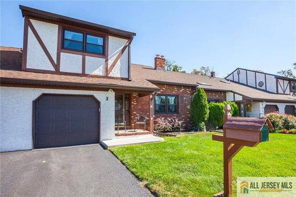 3 Dancaster CT #3303, Sayreville, NJ 08872