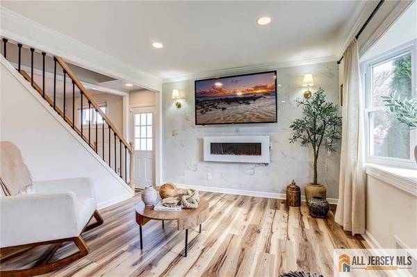 22 Mansfield AVE, East Brunswick, NJ 08816