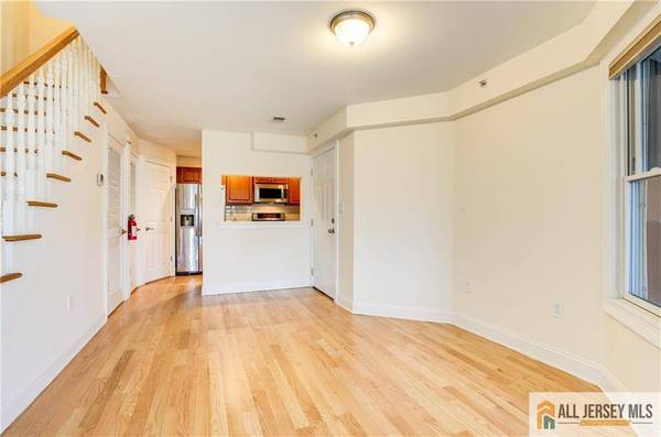 112 N Broadway ST #B, South Amboy, NJ 08879