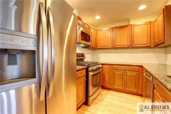 112 N Broadway ST #B, South Amboy, NJ 08879