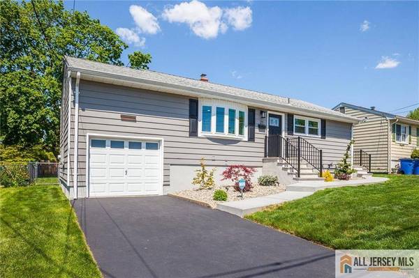 21 Monroe AVE, Carteret, NJ 07008