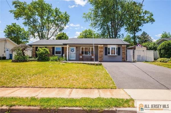 10 Norwood AVE, Monroe, NJ 08831