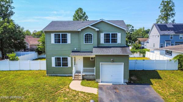 84 4th Avenue