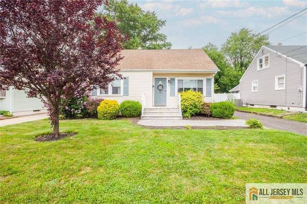 27 5th ST, Sayreville, NJ 08872