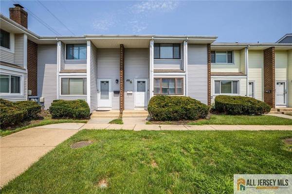 10 Quincy CIR #L-10
