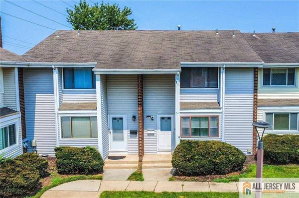 10 Quincy CIR #L-10, South Brunswick, NJ 08810