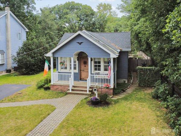 74 Walnut ST, Spotswood, NJ 08884