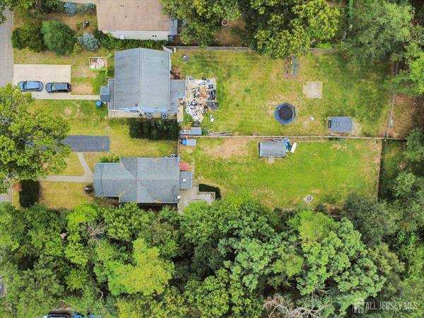 74 Walnut ST, Spotswood, NJ 08884