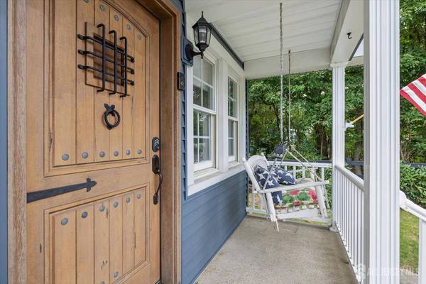74 Walnut ST, Spotswood, NJ 08884