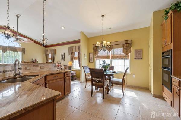 103 Valencia DR, Monroe, NJ 08831