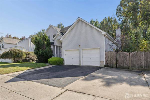 13 Johnson AVE, Monroe, NJ 08831