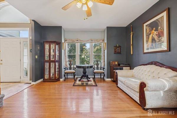 13 Johnson AVE, Monroe, NJ 08831