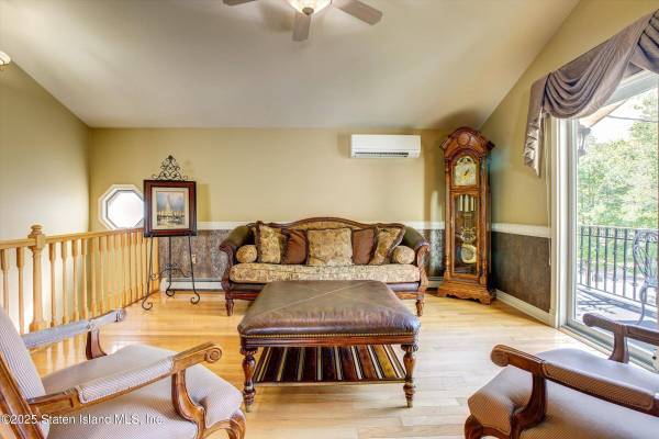 539 Yetman AVE, Staten Island, NY 10307