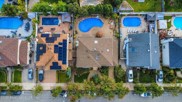 139 Finlay ST, Staten Island, NY 10307