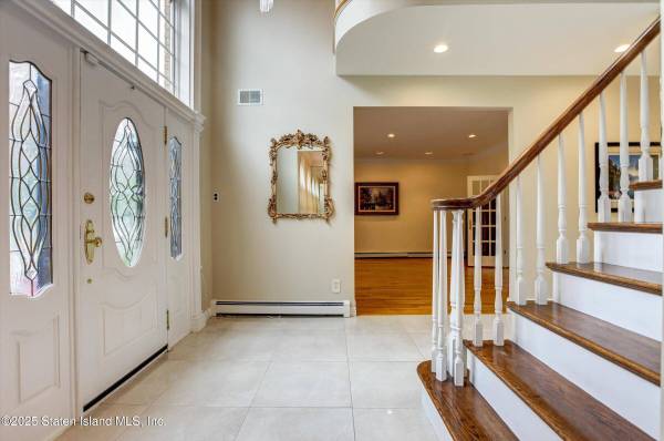 139 Finlay ST, Staten Island, NY 10307
