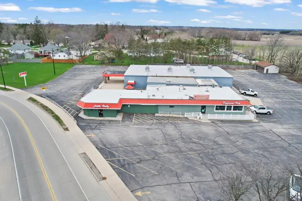 720 N Wisconsin St, Elkhorn, WI 53121