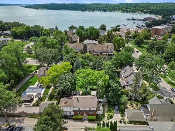 415 S Lake Shore Dr, Lake Geneva, WI 53147