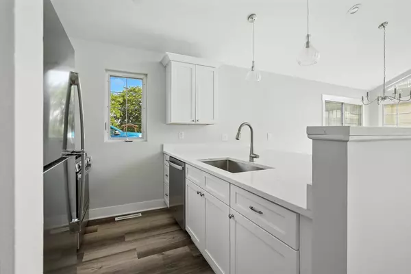 1642 Cottage Dr Unit 7-48, Geneva, WI 53147