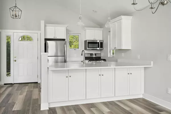 1642 Cottage Dr Unit 7-48, Geneva, WI 53147