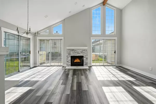 1642 Cottage Dr Unit 7-48, Geneva, WI 53147