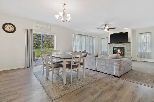 320 W Hunt AVE, Twin Lakes, WI 53181