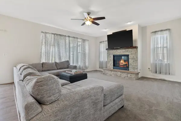 320 W Hunt AVE, Twin Lakes, WI 53181