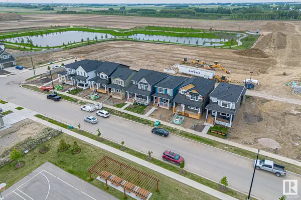 7012 54 AV, Beaumont, AB T4X 2Z9