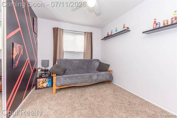 205 Shotka Street, Westland, MI 48186