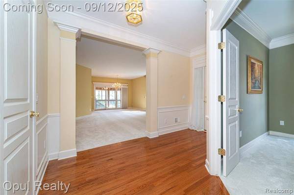 17036 Sycamore Court, Northville, MI 48168