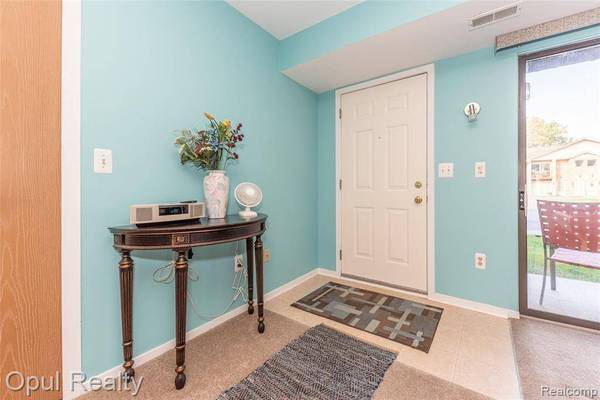 29560 Clarita Street, Livonia, MI 48152