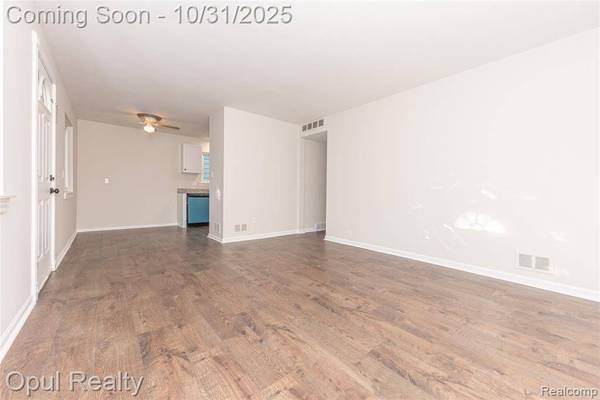 6113 N Parent Street, Westland, MI 48185