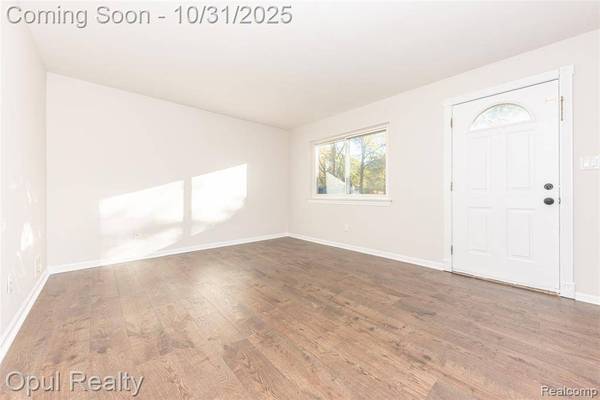 6113 N Parent Street, Westland, MI 48185