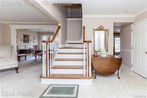 19760 Sussex AVE, Livonia, MI 48152